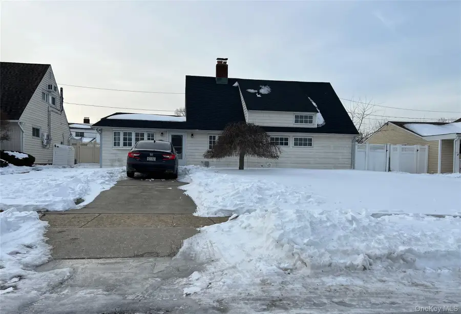 12 Wisteria Lane, Wantagh, NY 11793 - #2