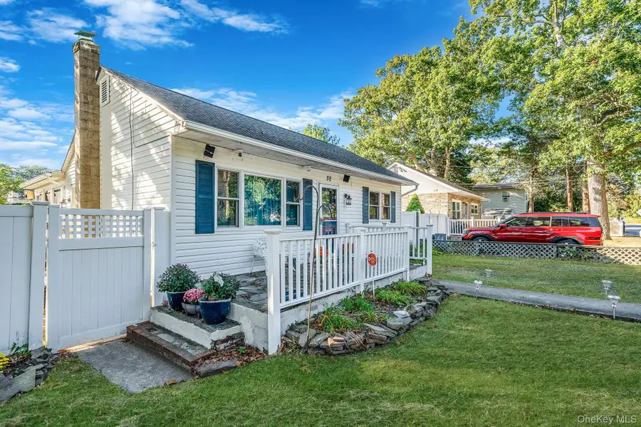 32 Pine Tree Drive, Shirley, NY 11967 - #3