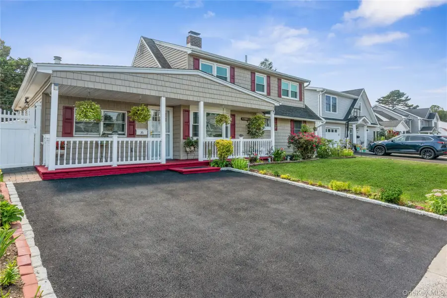 36 Robin Lane, Levittown, NY 11756 - #2