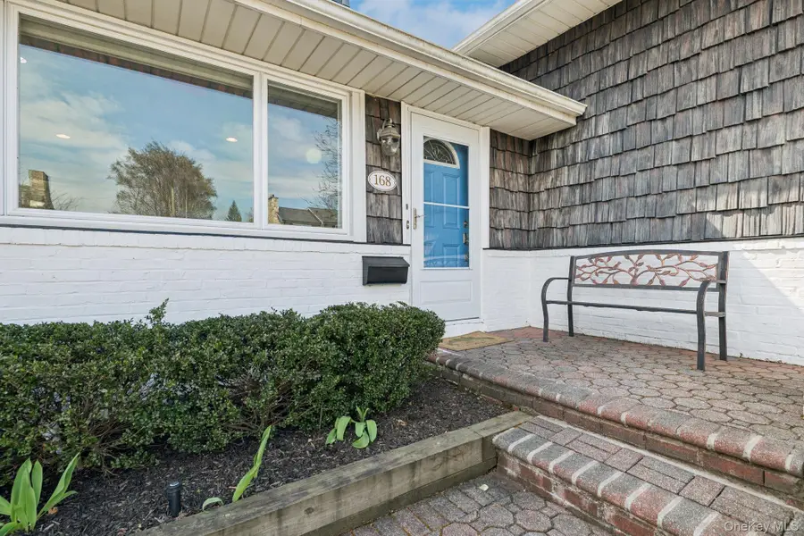 168 Glenmore Street, East Williston, NY 11596 - #2