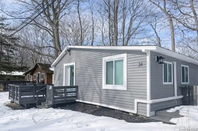 24 Anchor Path, Baiting Hollow, NY 11933 - #1