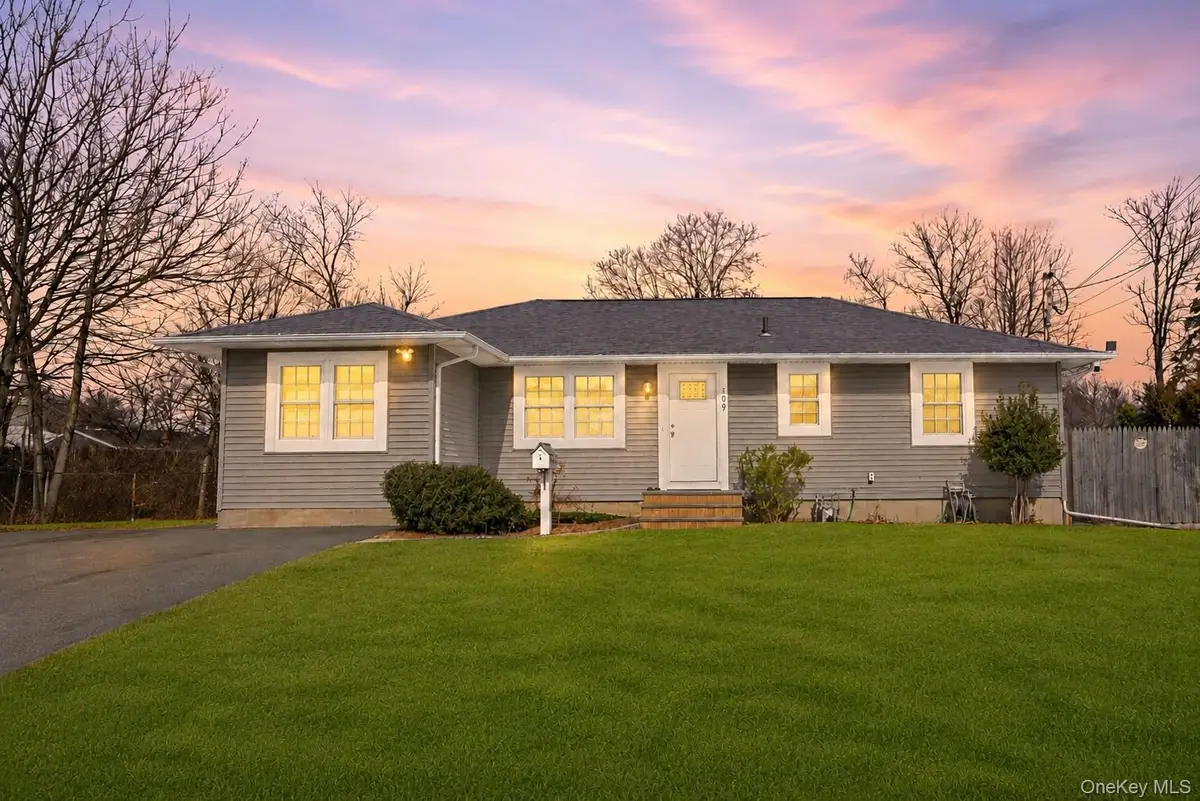 Address Withheld By Seller, Bay Shore, NY 11706 - #1