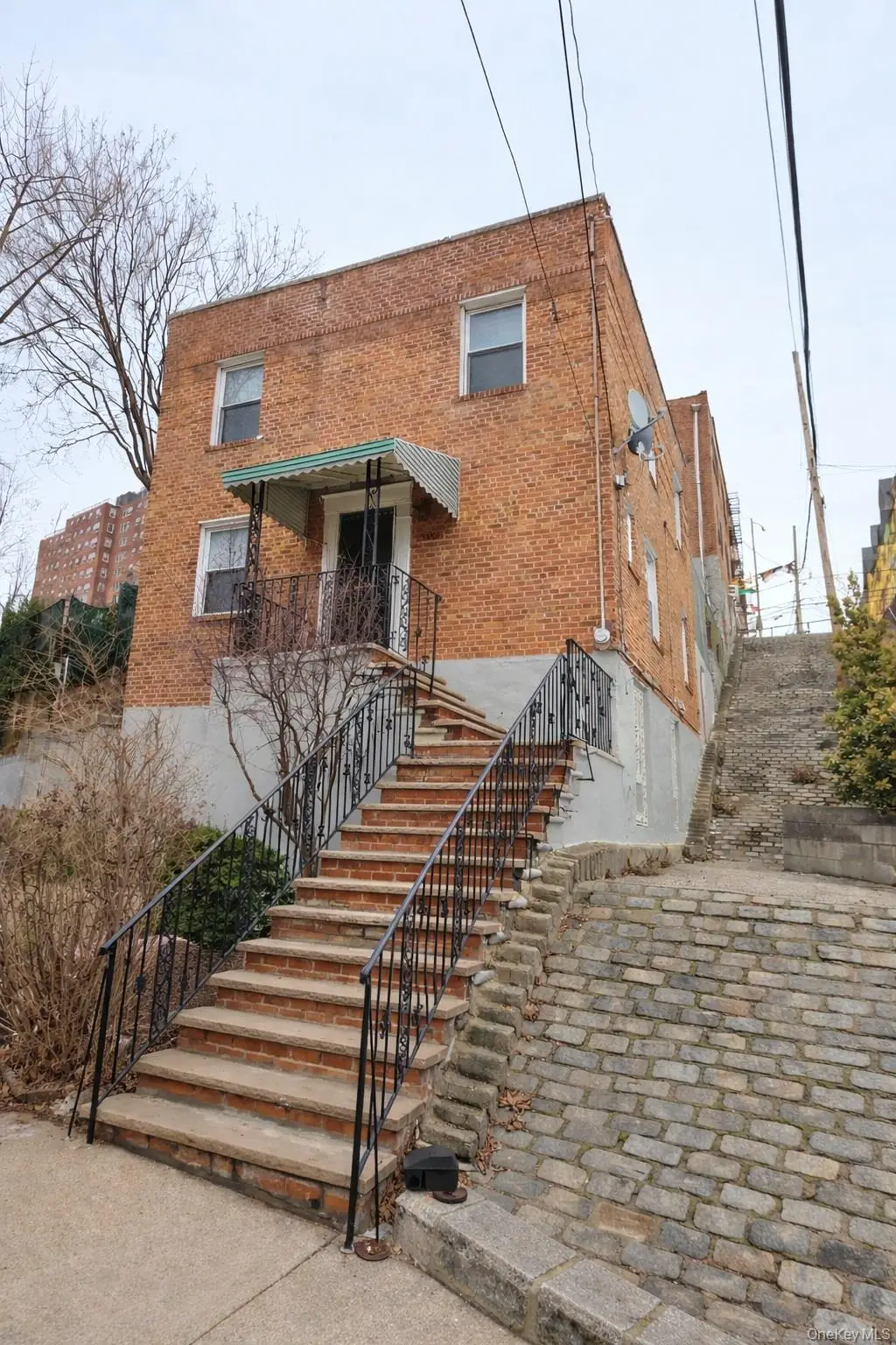 3800 Orloff Avenue, Bronx, NY 10463 - #1