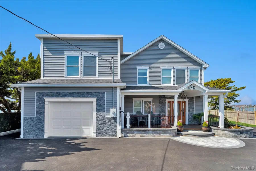 890 S Long Beach Avenue, Freeport, NY 11520 - #2