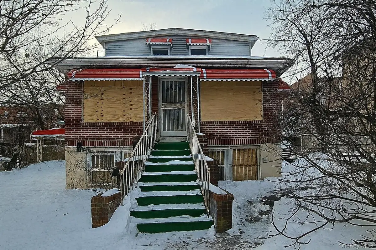 3141 Gunther Avenue, Bronx, NY 10469 - #1