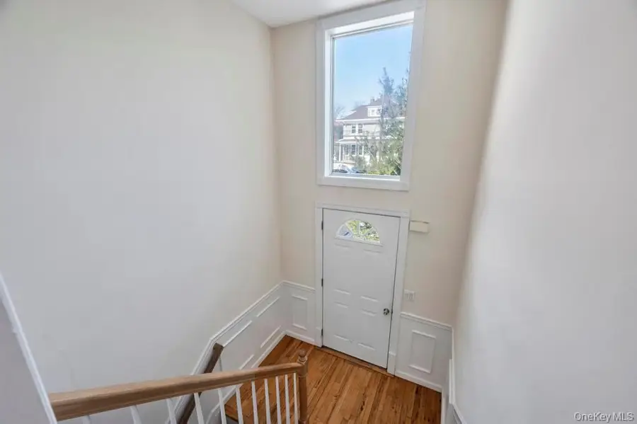 18 Hillcrest Street, Huntington, NY 11743 - #2