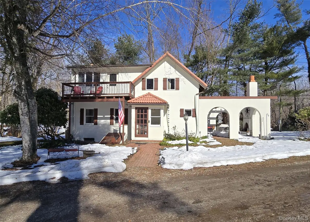 758 Mount Sinai Coram Road, Mount Sinai, NY 11766 - #1