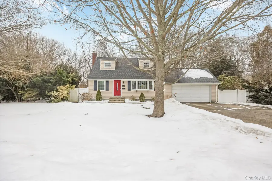 360 Renee Drive, Bayport, NY 11705 - #3