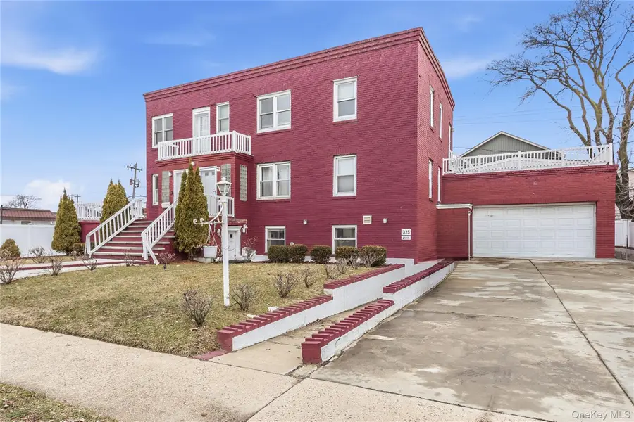 325 E Park Avenue, Long Beach, NY 11561 - #3