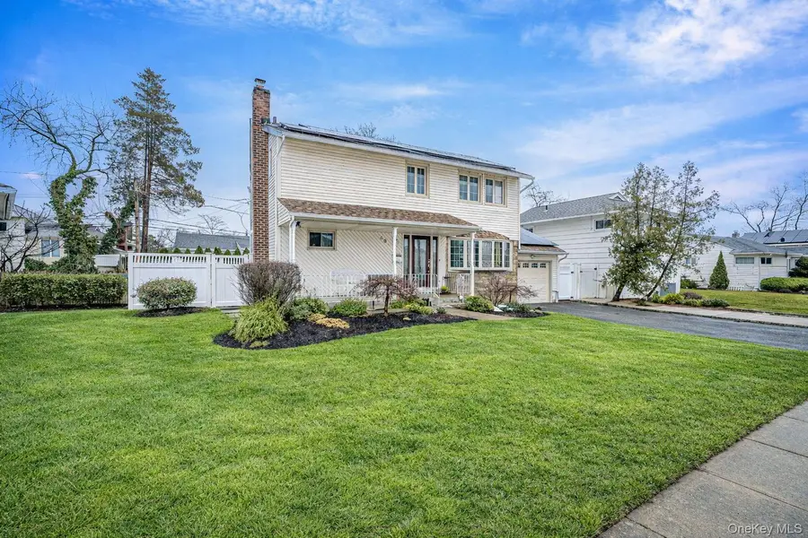 481 May Lane, East Meadow, NY 11554 - #3