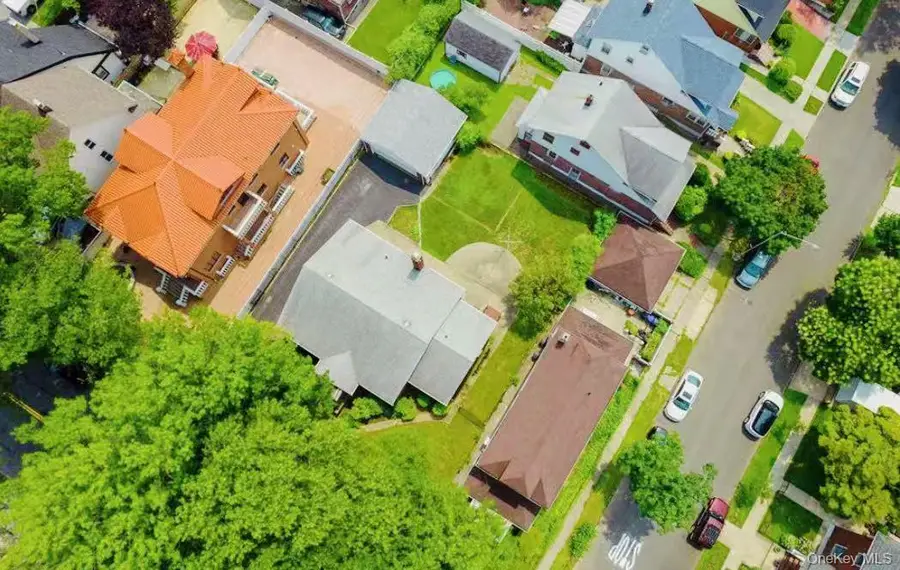 15306 32 Ave, Flushing, NY 11354 - #3