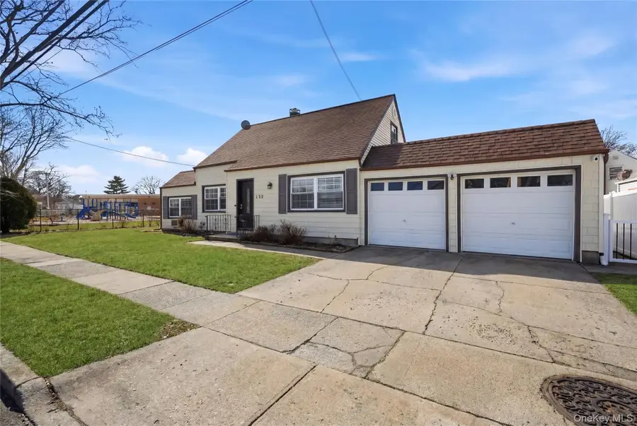 192 Mill Road, Valley Stream, NY 11581 - #3