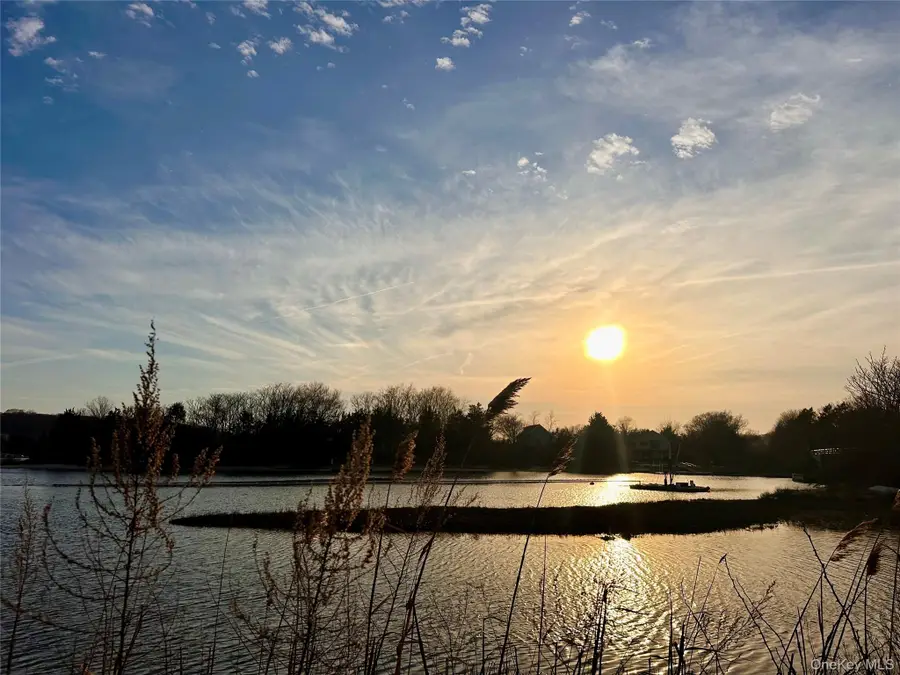 5845 N Bayview Road, Southold, NY 11971 - #3