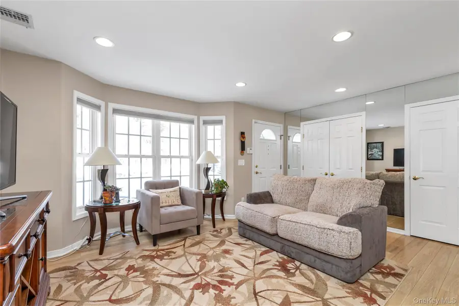 899 Altessa Boulevard, Melville, NY 11747 - #3