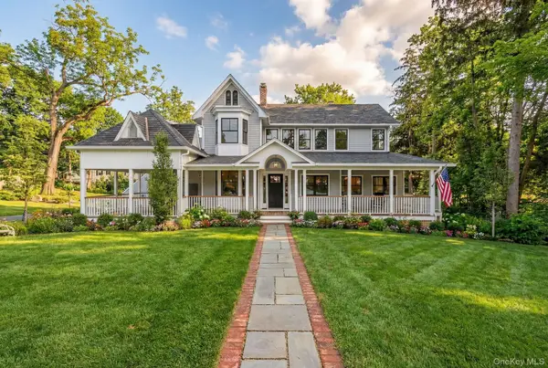 227 Prospect Avenue, Sea Cliff, NY 11579