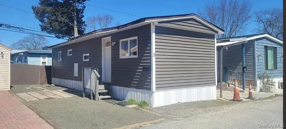 5 Birch Avenue, Bay Shore, NY 11706 - #1
