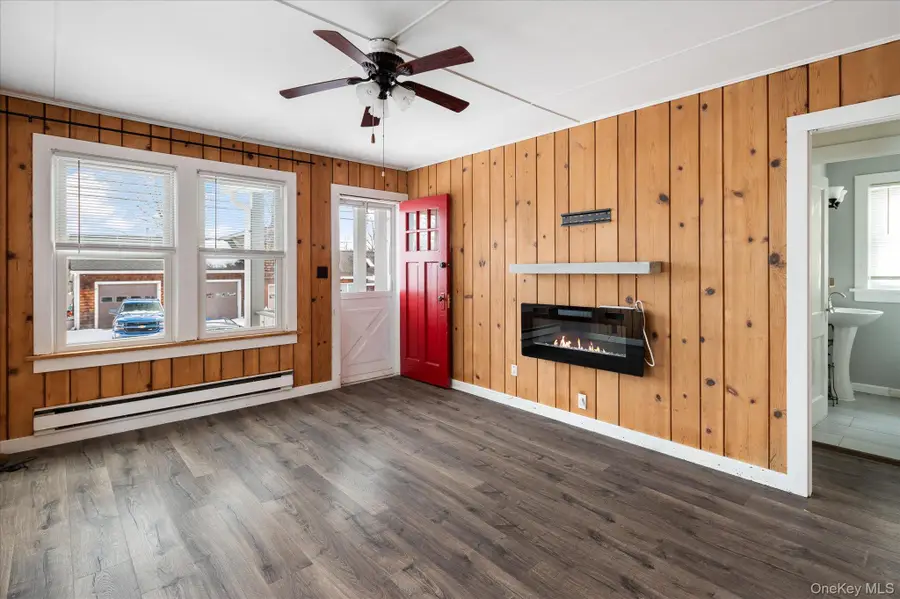 17 Argyle Street, Lake Peekskill, NY 10537 - #2