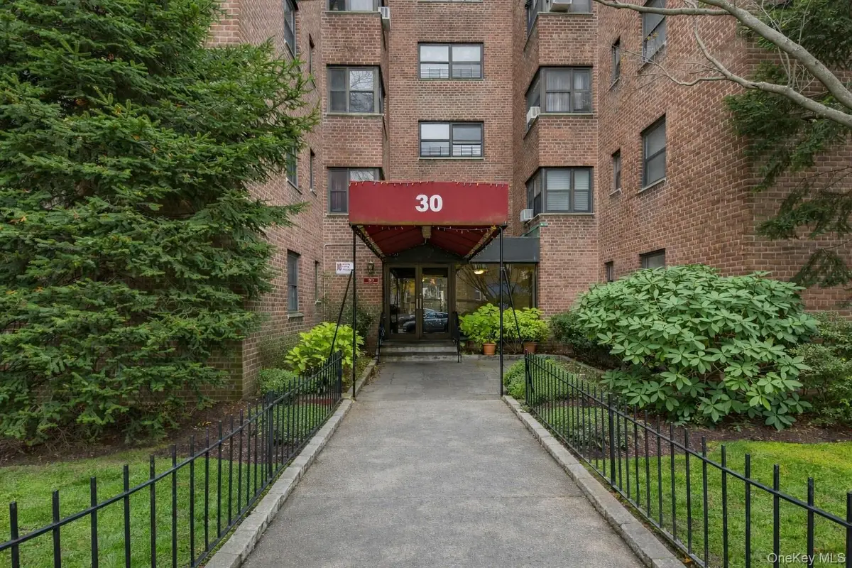 30 Fleetwood Avenue #1B, Mount Vernon, NY 10552 - #1