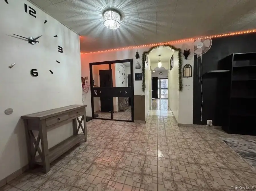 60-59 69th Street, Maspeth, NY 11378 - #2