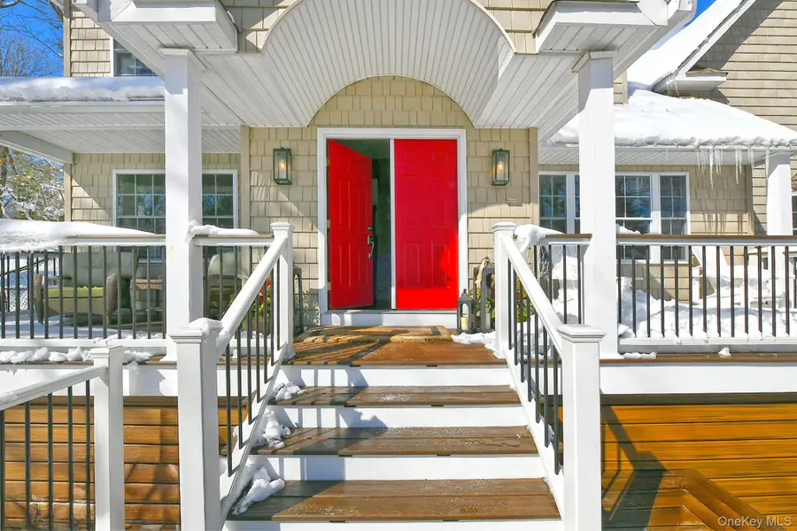 11 Westfield Drive, Centerport, NY 11721 - #3