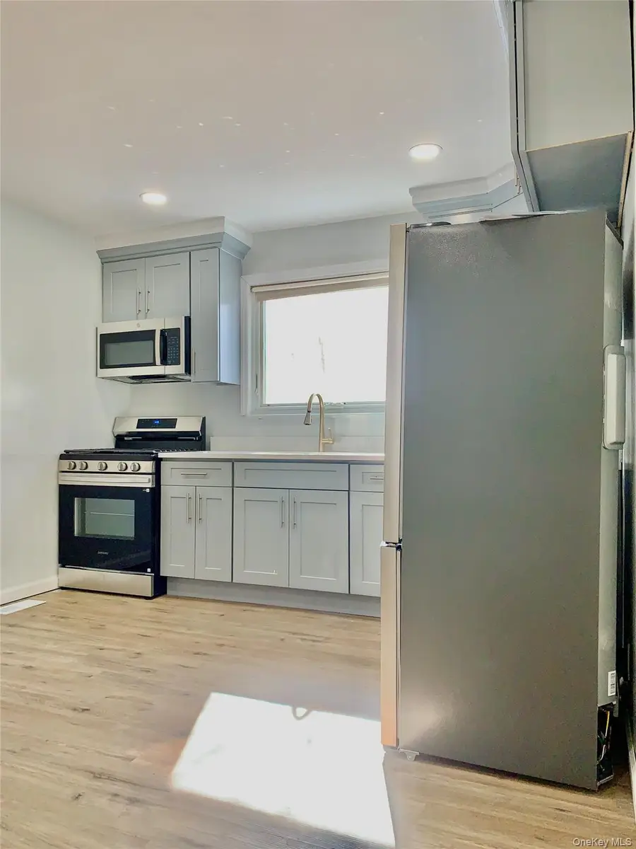 336 Scranton Avenue, Lynbrook, NY 11563 - #3