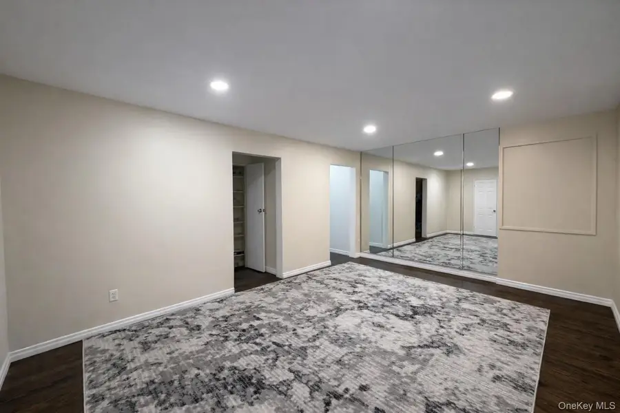 22105 67th Avenue #1A, Oakland Gardens, NY 11364 - #3