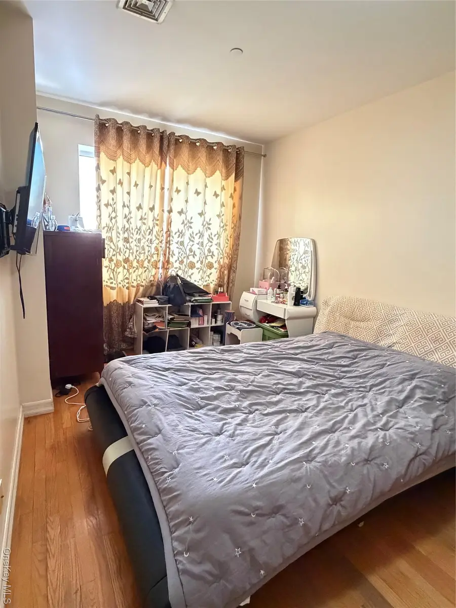 3216 137th Street #3B, Flushing, NY 11354 - #3