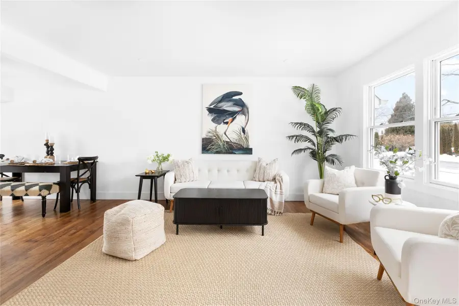 43 Circuit Road, Bellport, NY 11713 - #3