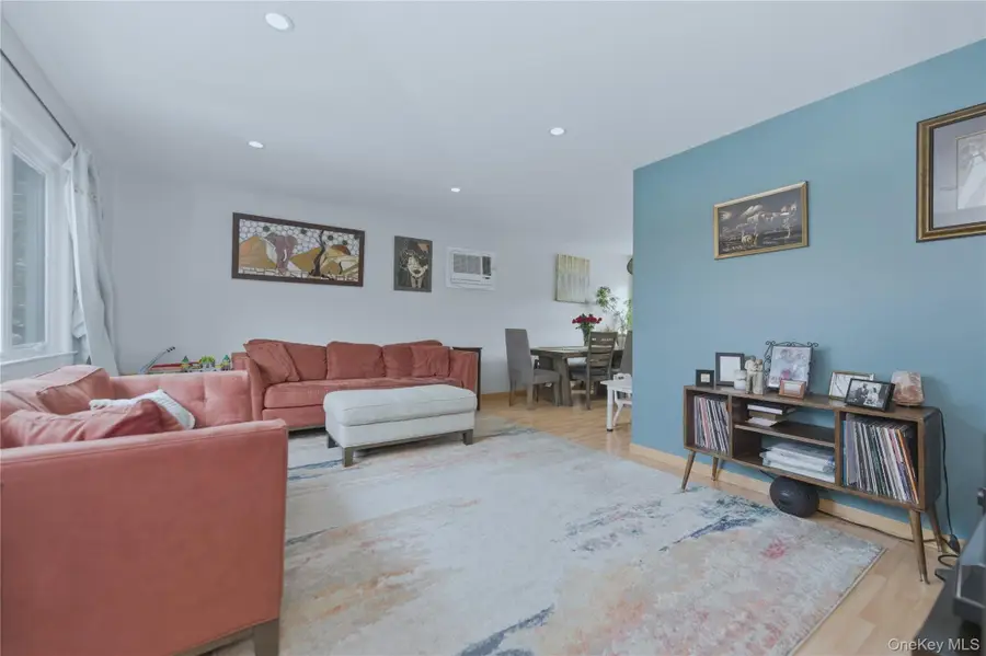 3 Archer Street, Freeport, NY 11520 - #2