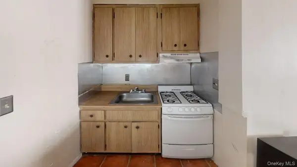 30 Fleetwood Avenue #5J, Fleetwood, NY 10552