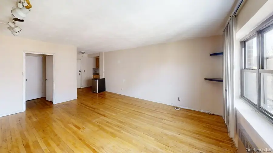 30 Fleetwood Avenue #5J, Fleetwood, NY 10552 - #2