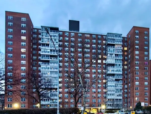 4310 Kissena Boulevard #16D, Flushing, NY 11355