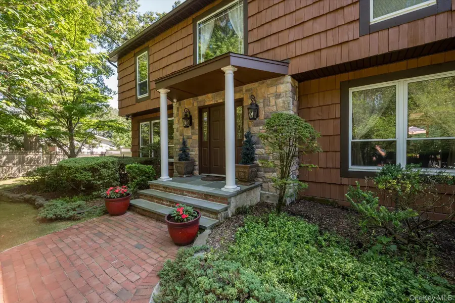 219 Burrs Lane, Dix Hills, NY 11746 - #3