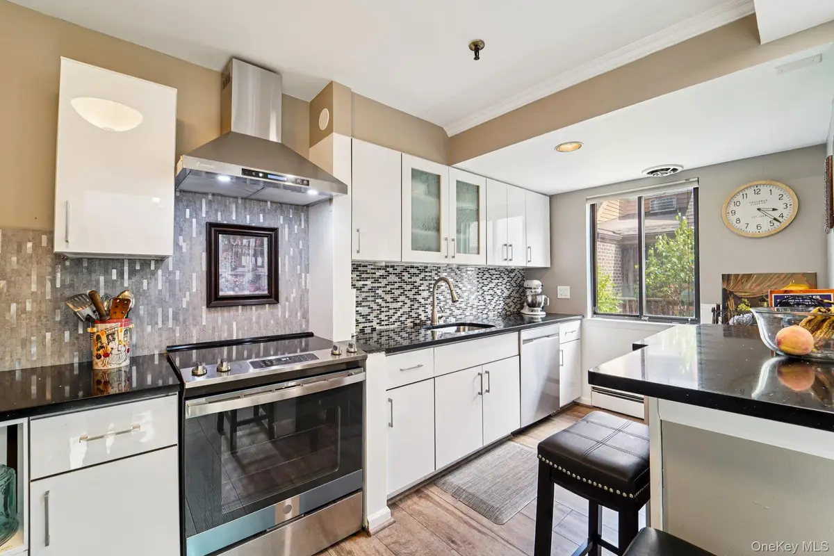 15 Greenridge Avenue #16, White Plains, NY 10605 - #1