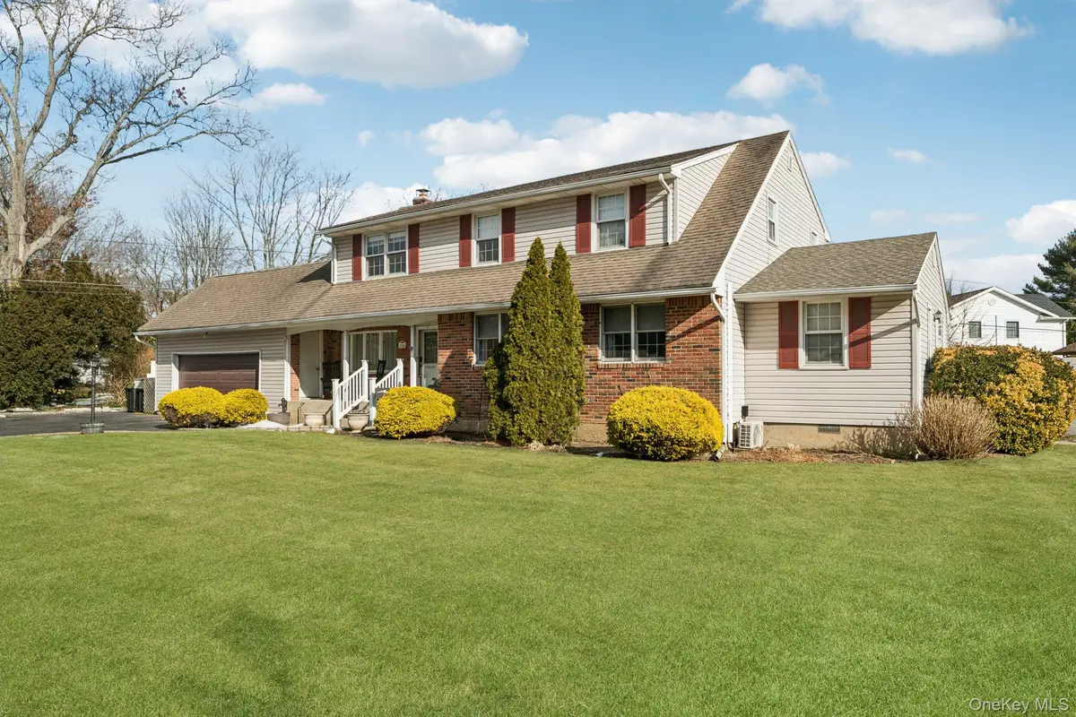 2846 Morgan Drive, Wantagh, NY 11793 - #1