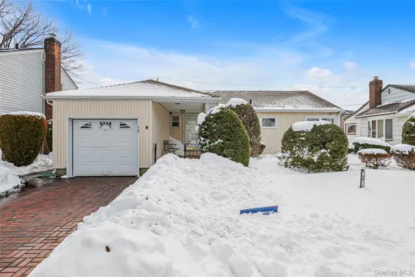 48 Lawrence Street, New Hyde Park, NY 11040