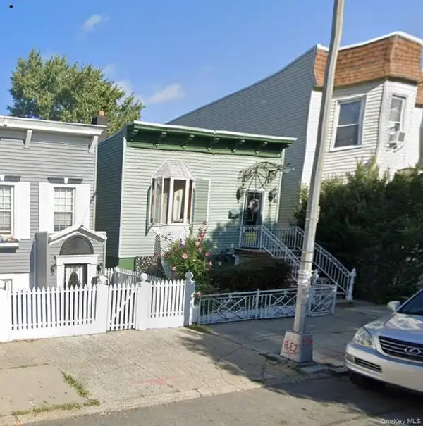 3430 34th Street, Astoria, NY 11106