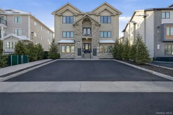 7 Park Street #301, Spring Valley, NY 10977