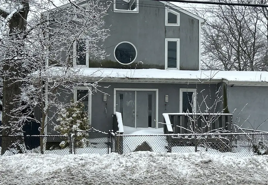 90 Jerusalem Avenue, Massapequa, NY 11758 - #2