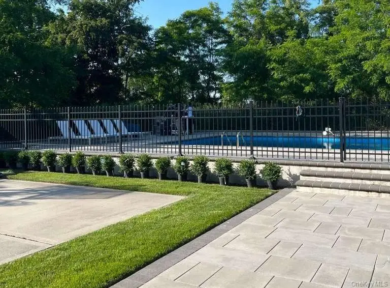 4 Ivy Street, Cedarhurst, NY 11516 - #3