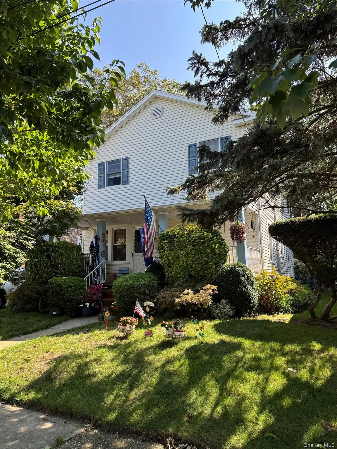 18 Derby Court, Malverne, NY 11565 - #1