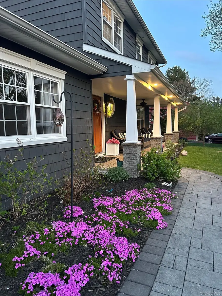 11 Reynolds Road, Shoreham, NY 11786 - #3