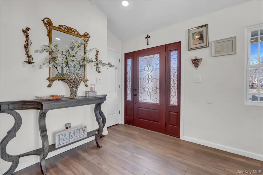 36 Studley Street, Brentwood, NY 11717 - #3