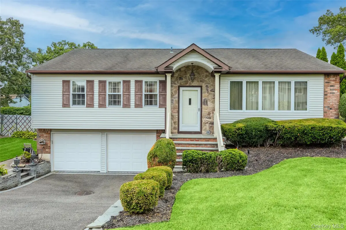 3 Louis Place, Nesconset, NY 11767 - #1