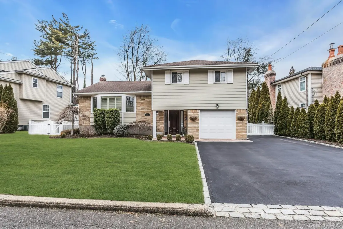 17 Meadowfield, Glen Cove, NY 11542 - #1