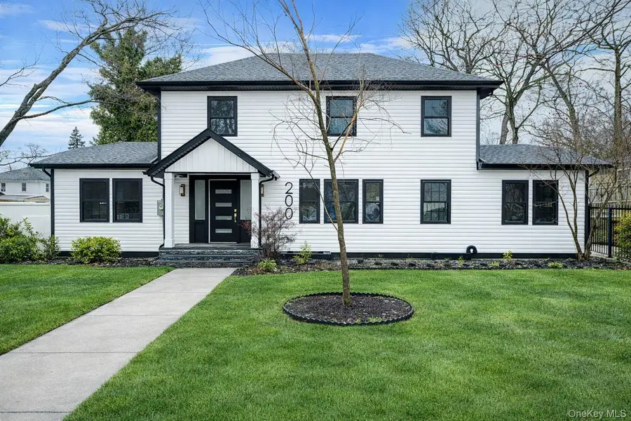 200 Evans Avenue, Freeport, NY 11520 - #2