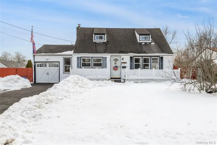 10 Hickory Street, Central Islip, NY 11722 - #2