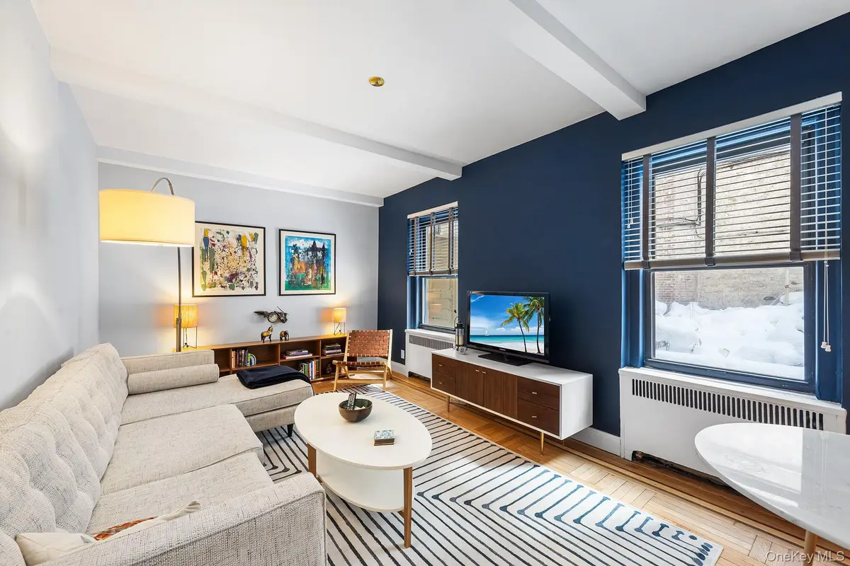 350 Cabrini Boulevard #3M, New York, NY 10040 - #1