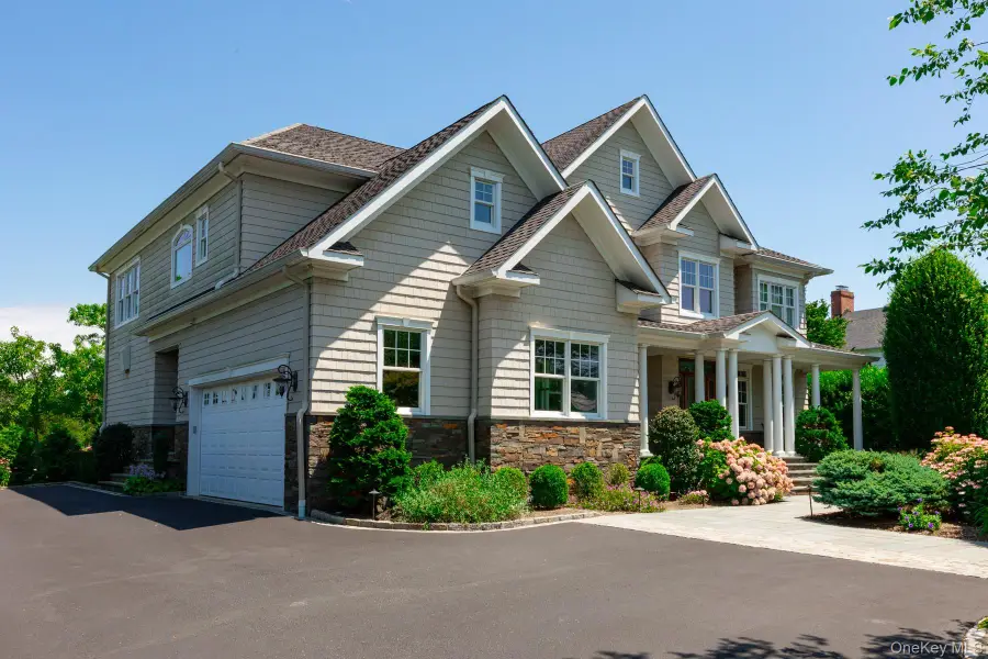 147 Eaton Lane, West Islip, NY 11795 - #2