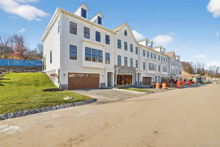 1825 Soundview Court, Yorktown Heights, NY 10598 - #2